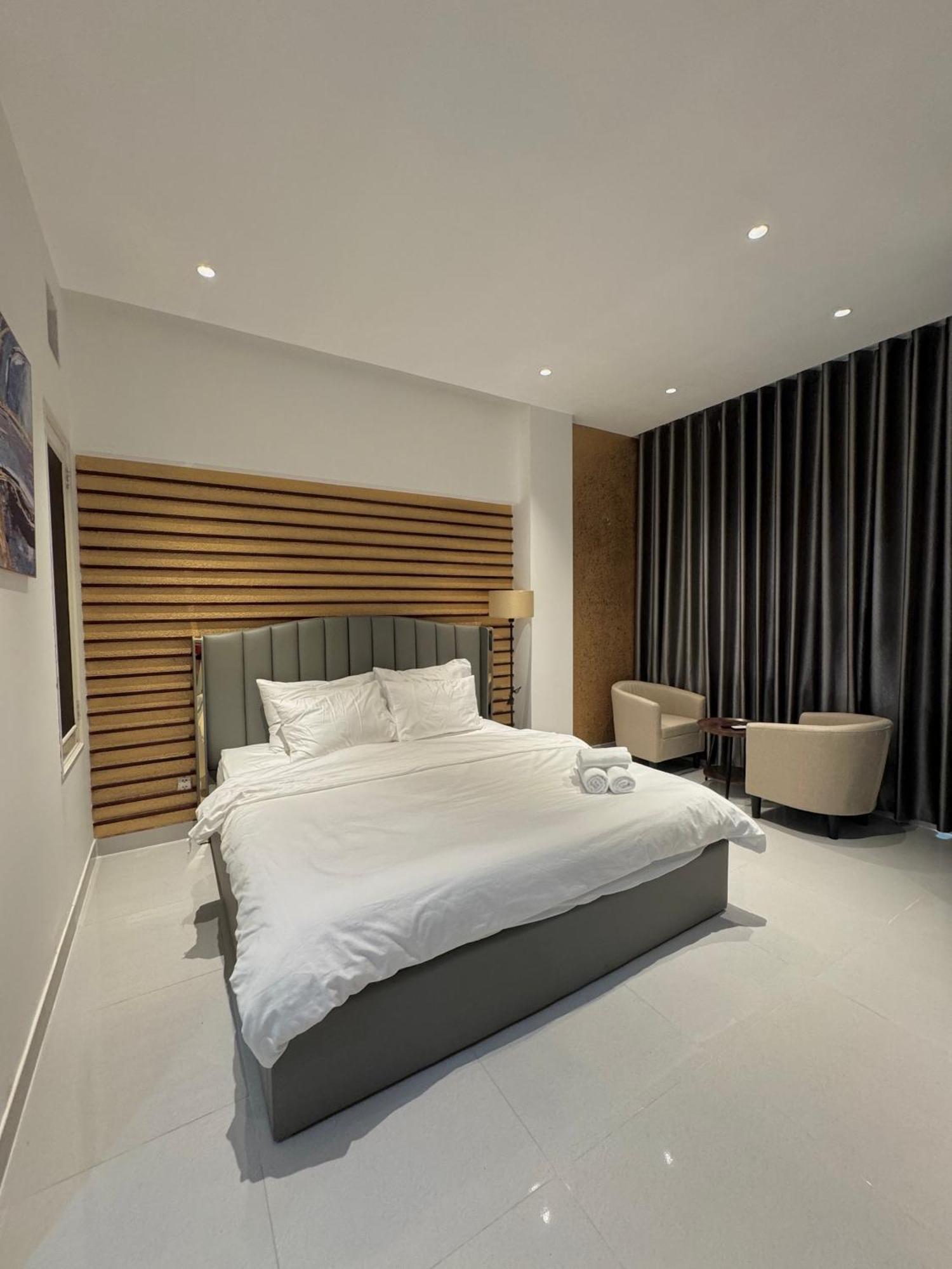 Hotel Amazing Merit Trung Son Ho Chi Minh City